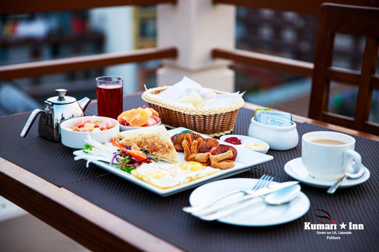 Kumari Star Inn Pokhara Buitenkant foto