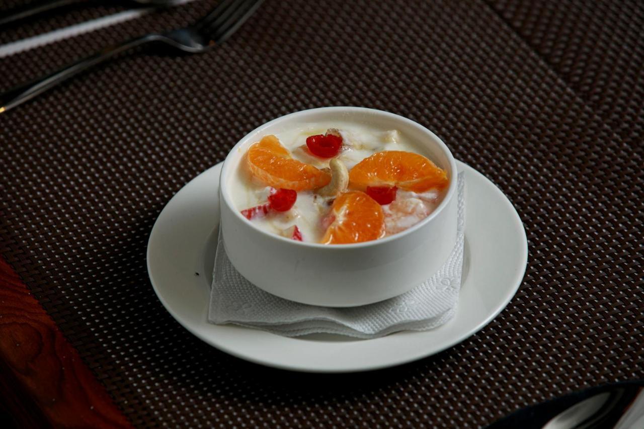 Kumari Star Inn Pokhara Buitenkant foto