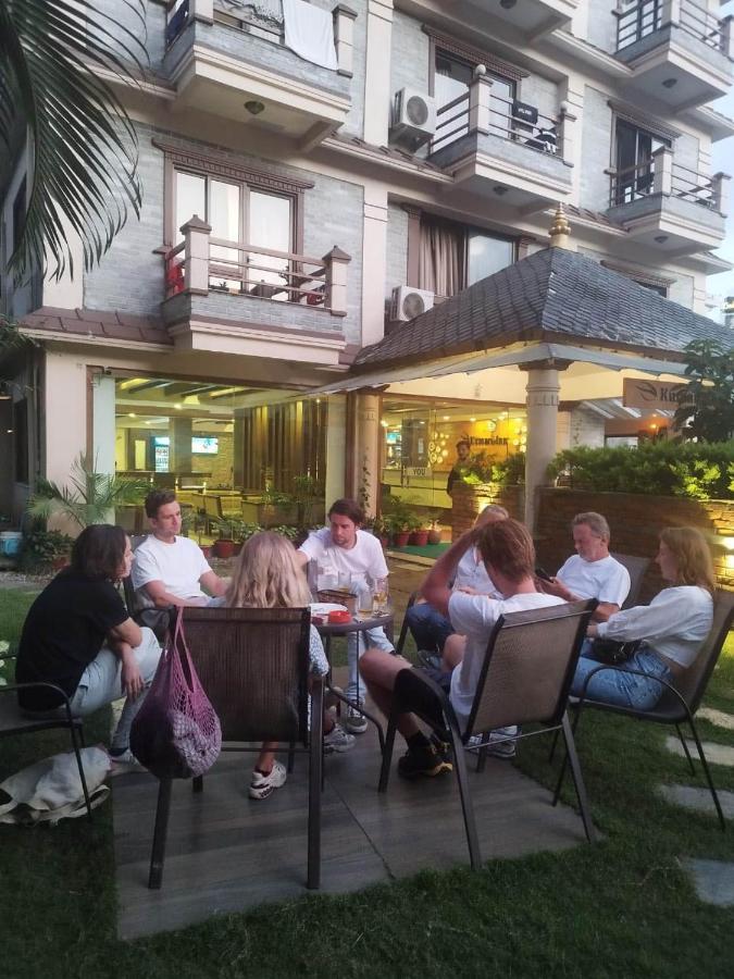 Kumari Star Inn Pokhara Buitenkant foto