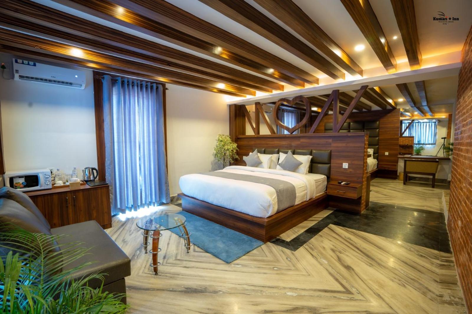 Kumari Star Inn Pokhara Buitenkant foto